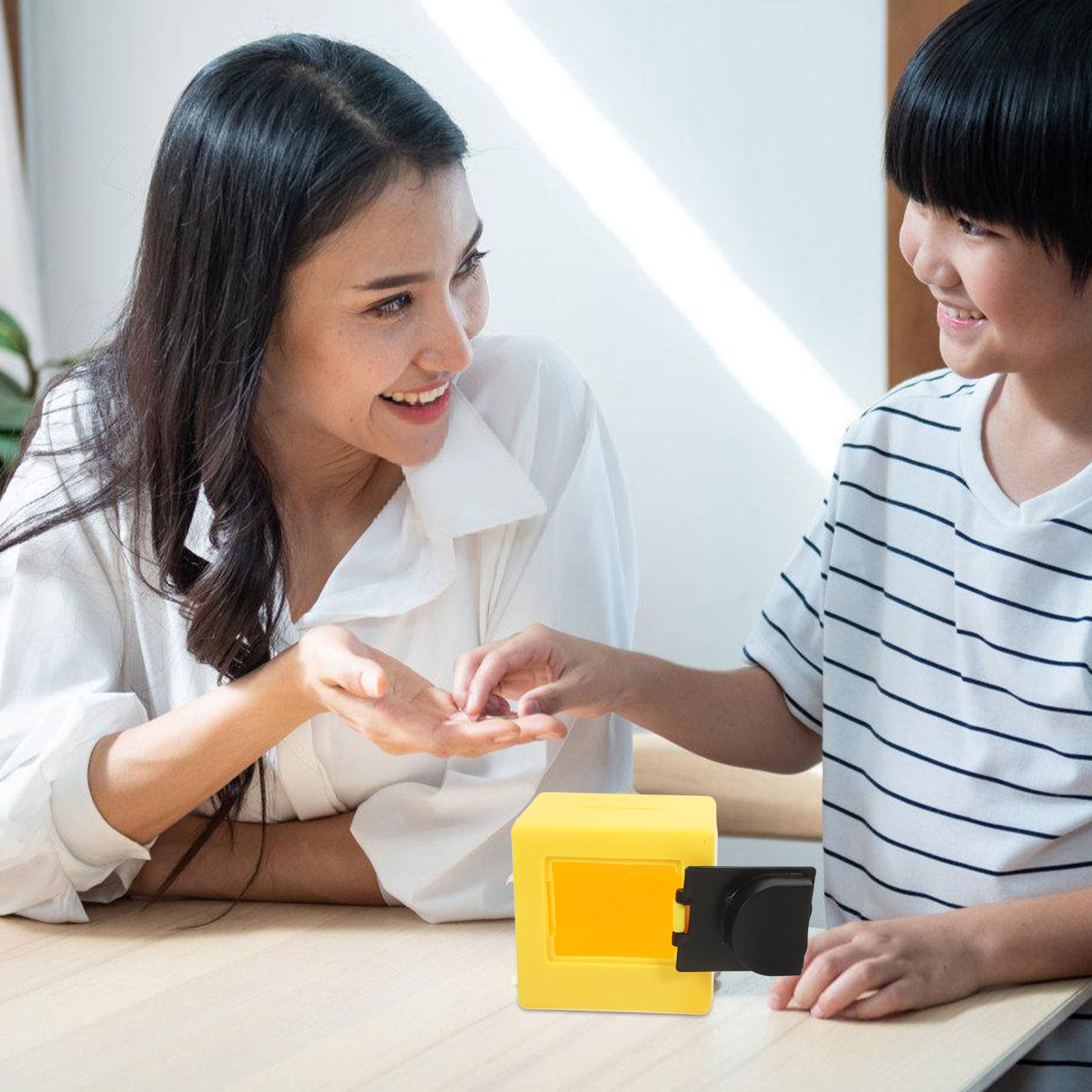 Çocuklar için Mini Kumbara Kom - Kids Education Savings incelemesi ve fiyatı